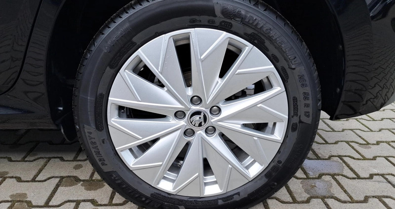 Skoda Kamiq cena 97900 przebieg: 14085, rok produkcji 2022 z Zwoleń małe 154